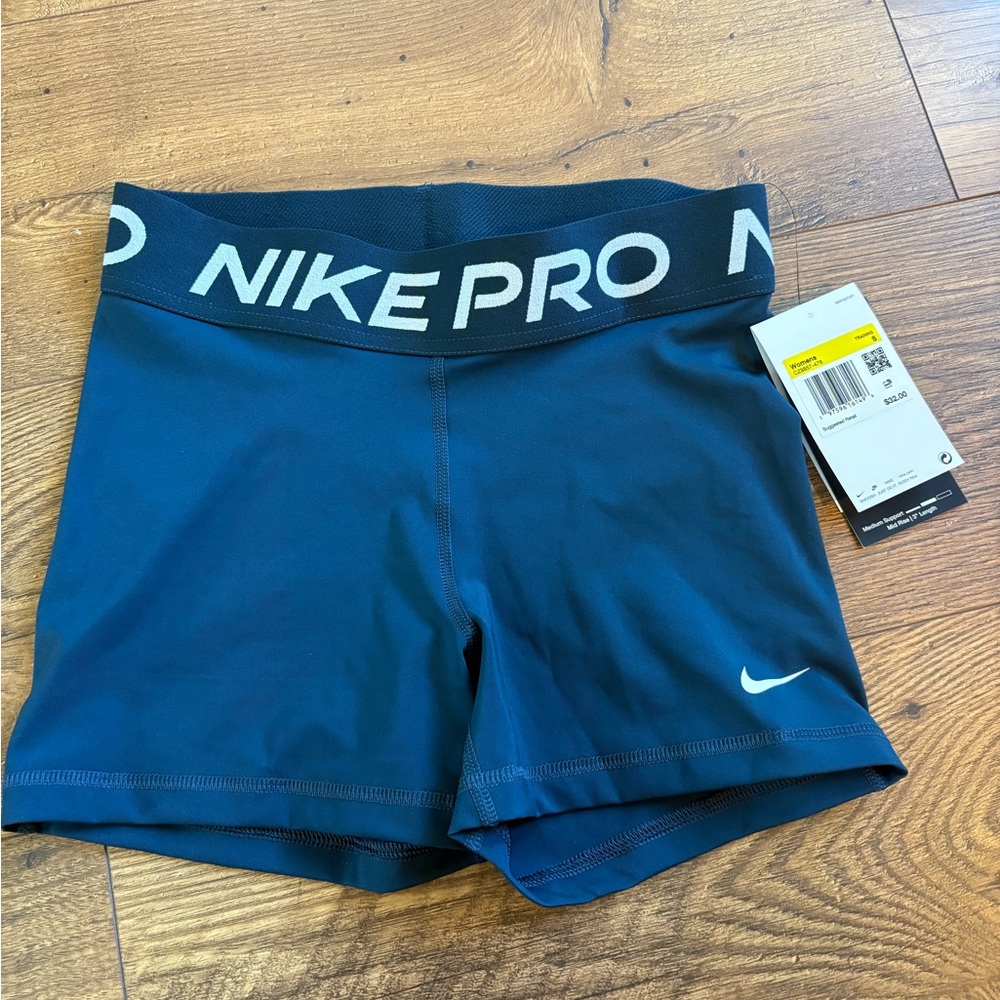 Nike Pro Women's Athletic Navy Shorts
